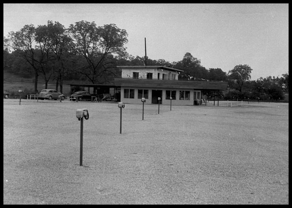 Drive In 1952